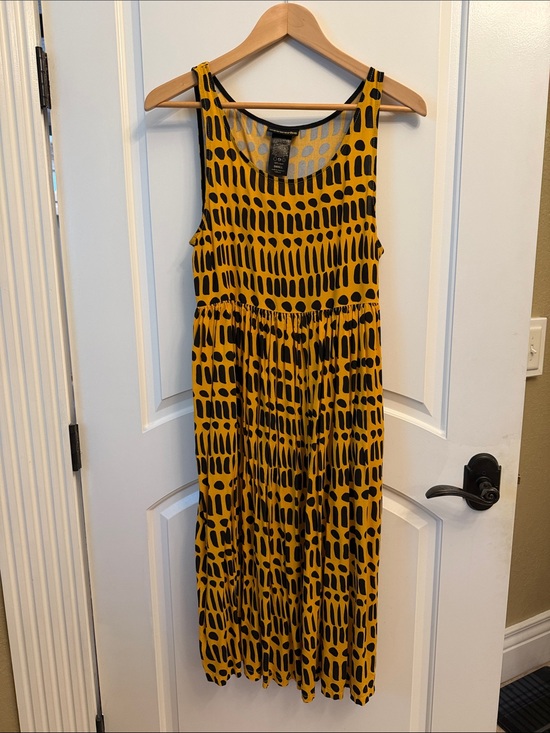 Nooworks Dresses & Skirts - NOOWORKS Naomi Sleeveless Yellow & Black Print Midi Dress S